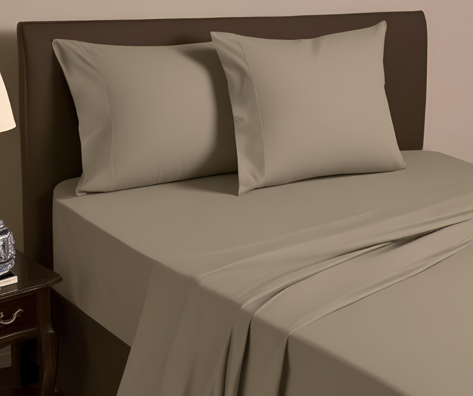 Muddy Mischief Fitted Sheet (M)