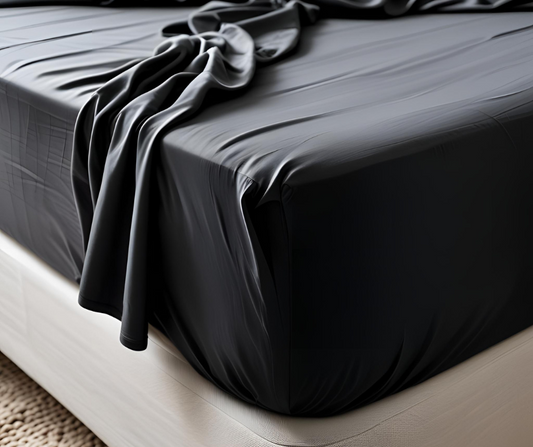 Dark Desire Fitted Sheet (M)
